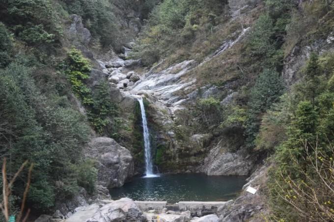 记者：高准翼已经参加泰山队训练，外援克雷桑即将归队